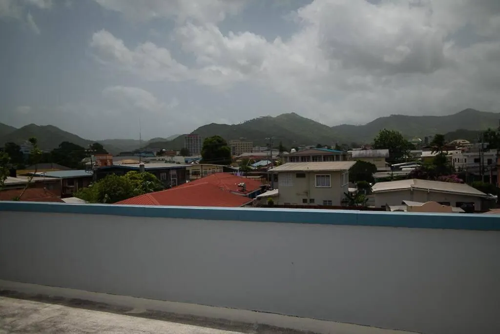 Raynebow Chateau - Chic City Getaway Port of Spain